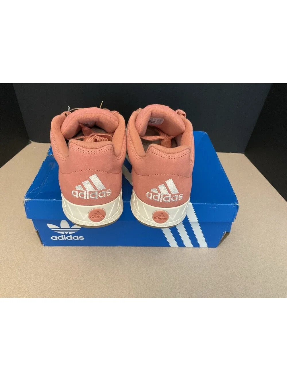 New! Mens Adidas Adimatic Low Wonder Clay Skateboarding Shoes IE9862. Size 10.5,